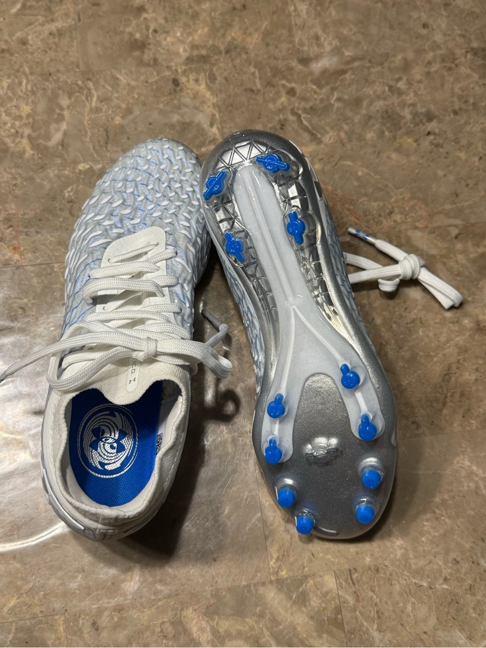 New Under Armour Magnetico Elite 5 FG soccer cleats